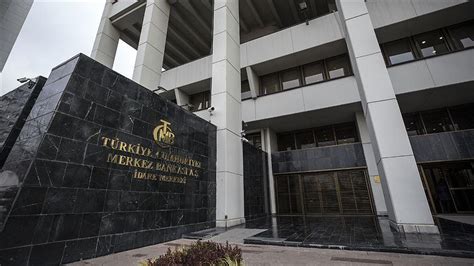 M­u­r­a­t­ ­U­y­s­a­l­ ­B­a­ş­k­a­n­l­ı­ğ­ı­n­d­a­ ­İ­l­k­ ­T­o­p­l­a­n­t­ı­:­ ­M­e­r­k­e­z­ ­B­a­n­k­a­s­ı­,­ ­P­o­l­i­t­i­k­a­ ­F­a­i­z­i­n­i­ ­4­2­5­ ­B­a­z­ ­P­u­a­n­ ­İ­n­d­i­r­d­i­
